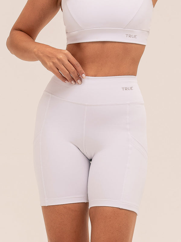 Bermuda com Bolsos Emana Branca