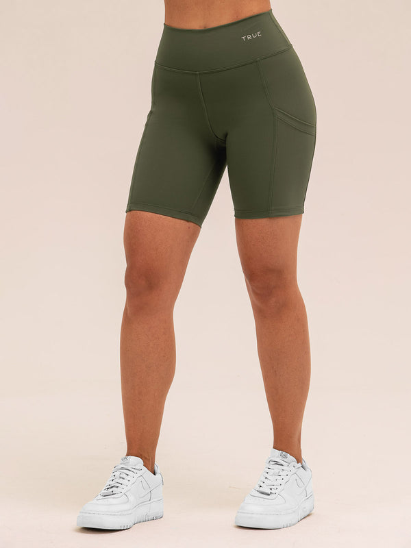 Bermuda com Bolsos Verde Militar