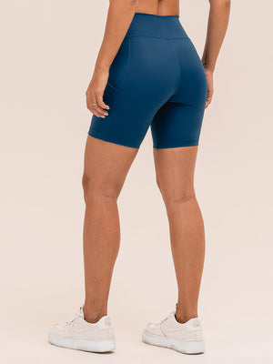 Bermuda com Bolsos Azul Profundo