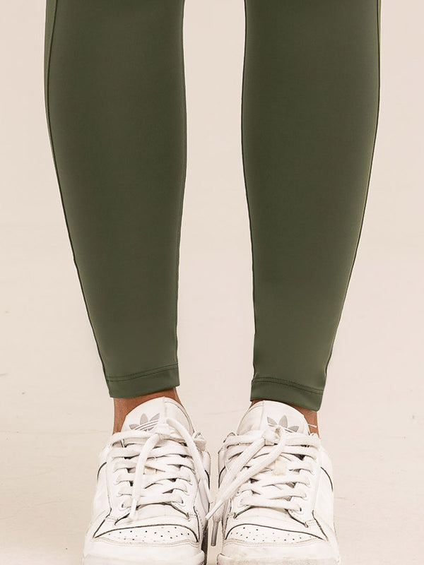 Legging com Bolso Emana Verde Militar