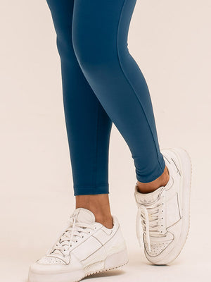 Legging com Bolso Emana Azul Profundo