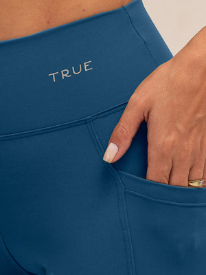 Corsário com Bolsos Azul Profundo