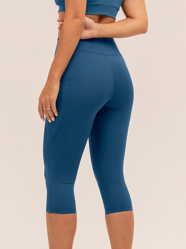 Corsário com Bolsos Azul Profundo