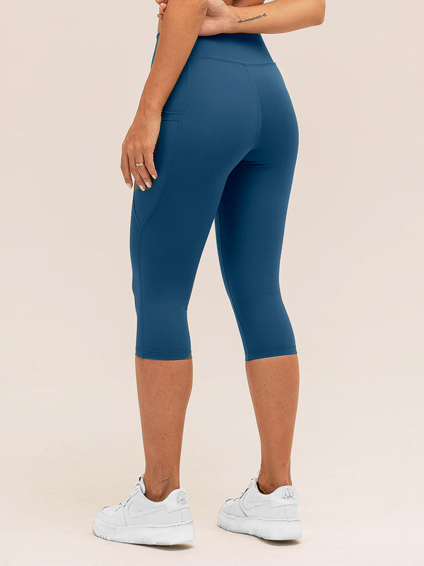 Corsário com Bolsos Azul Profundo
