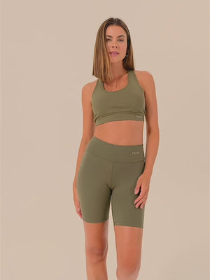 Bermuda Emana Feminina para Academia Verde Militar